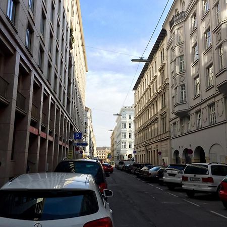 Heart Of Vienna "Opera House" Studio מראה חיצוני תמונה