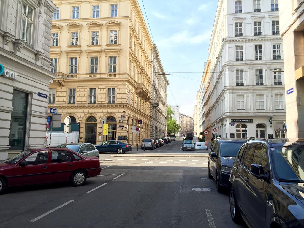 Heart Of Vienna "Opera House" Studio מראה חיצוני תמונה